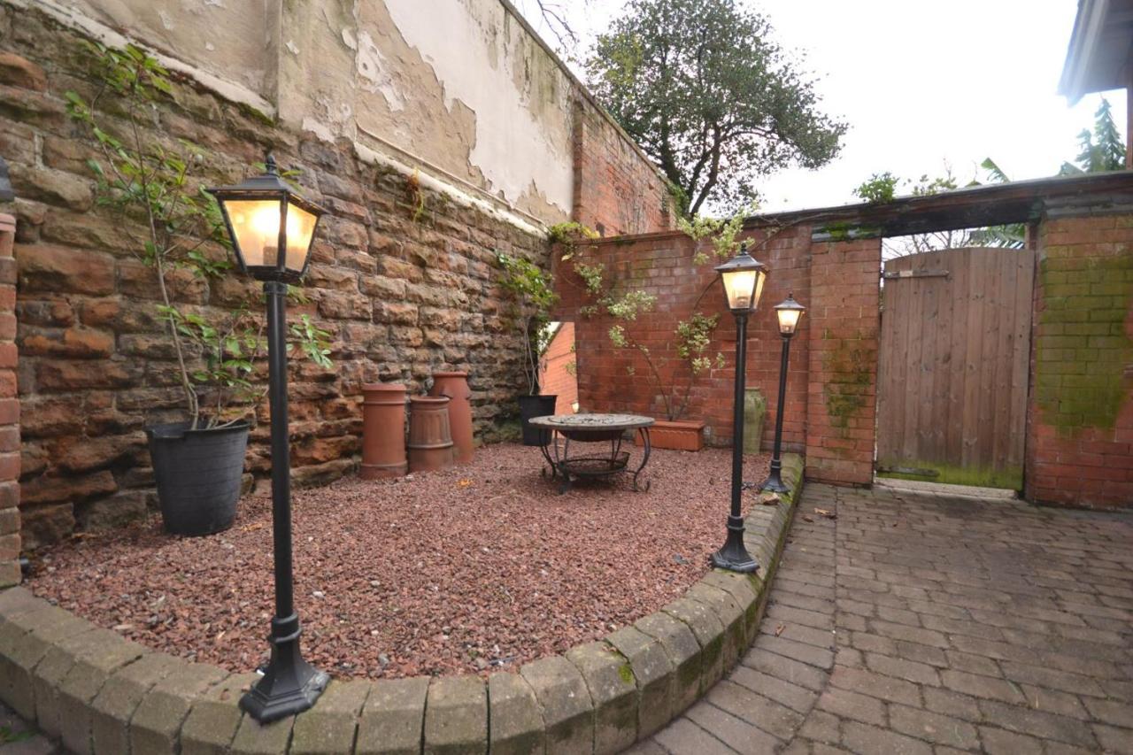 ノッティンガムHistoric House In The Park, Private Courtyard Near The Castleアパートメント エクステリア 写真